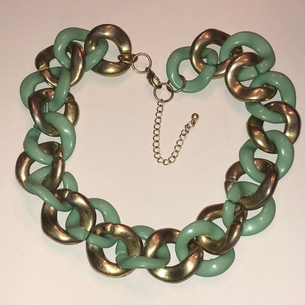 Gold Tone and Green Chunky Retro Boho Chain Necklace